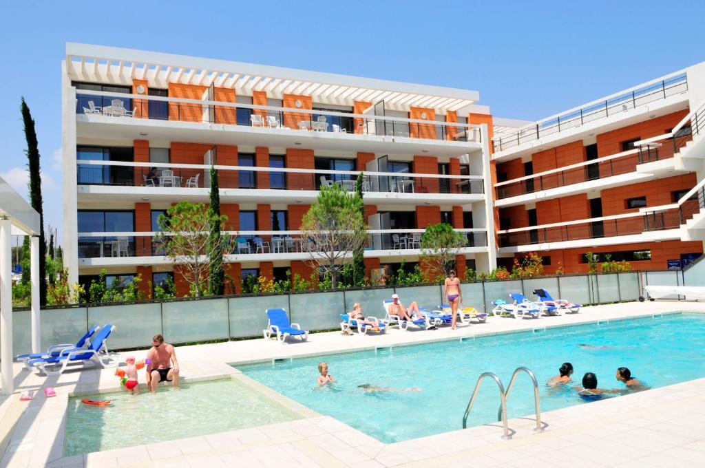 Residence Goelia Royal Cap Villeneuve-Loubet Eksteriør bilde